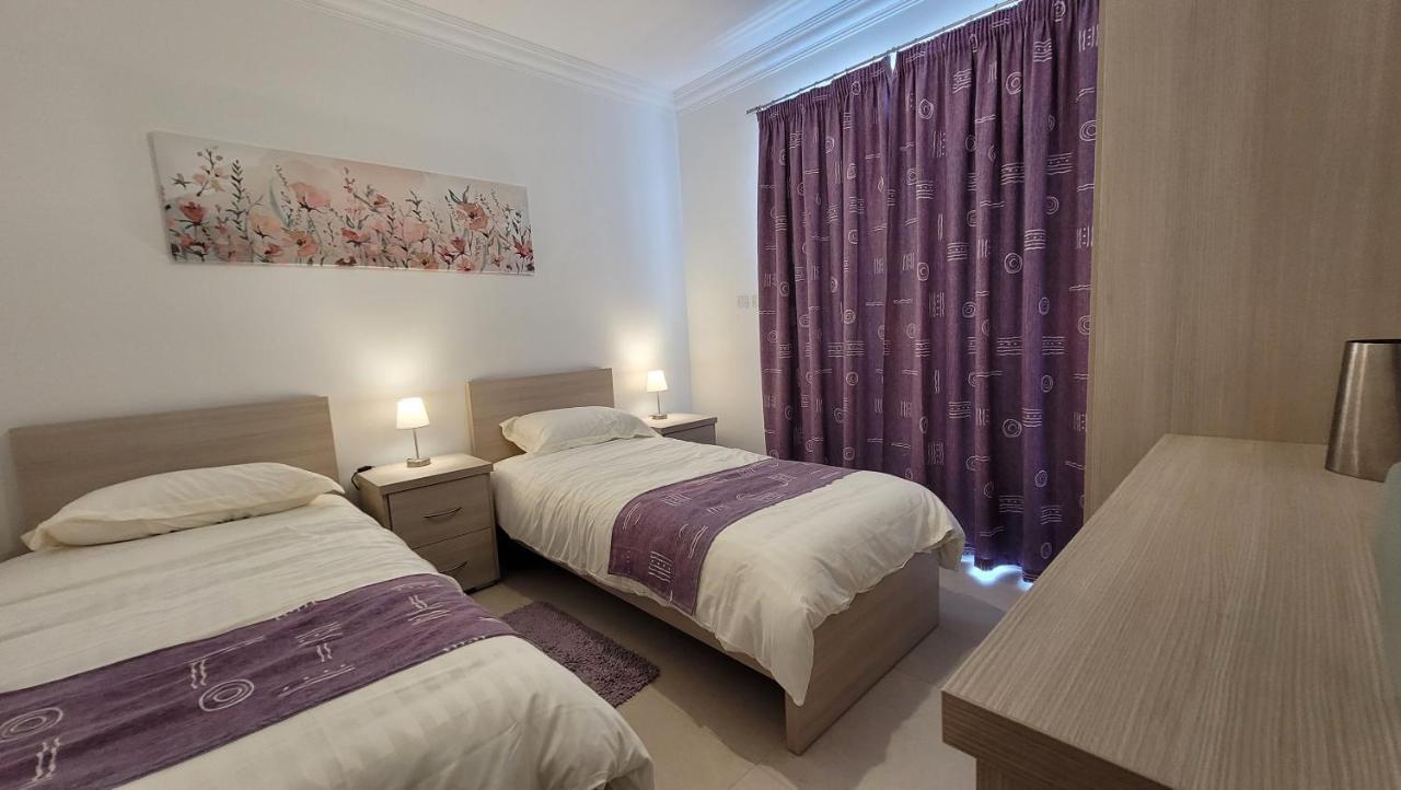 Lovely Apartment With Side Sea View St. Paul's Bay Exterior photo